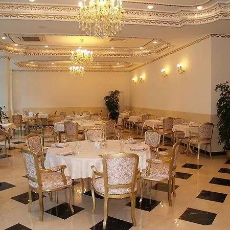 Miramar Palace *