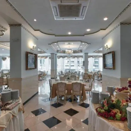 Miramar Palace