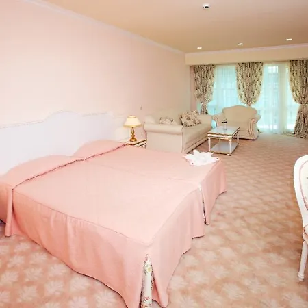 Apartament Miramar Palace *