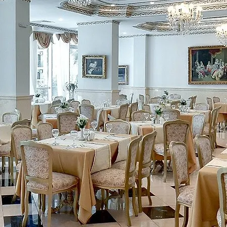 Miramar Palace *